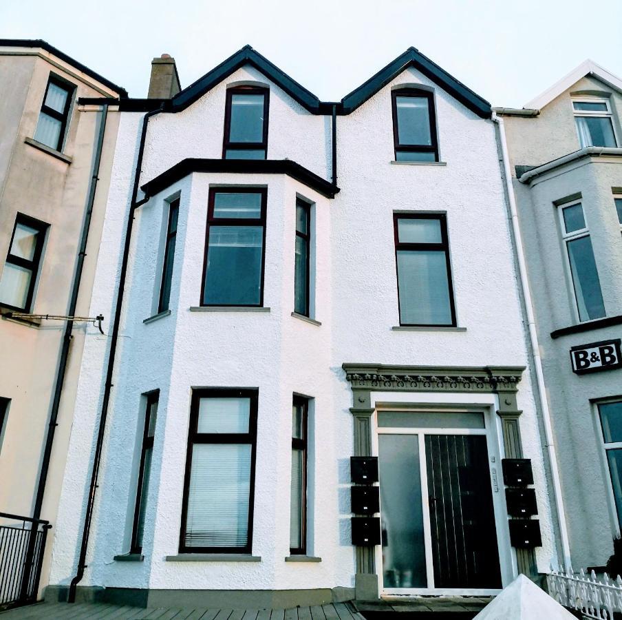 6 Golf Terrace - Portrush By The Sea Apartment Exterior foto